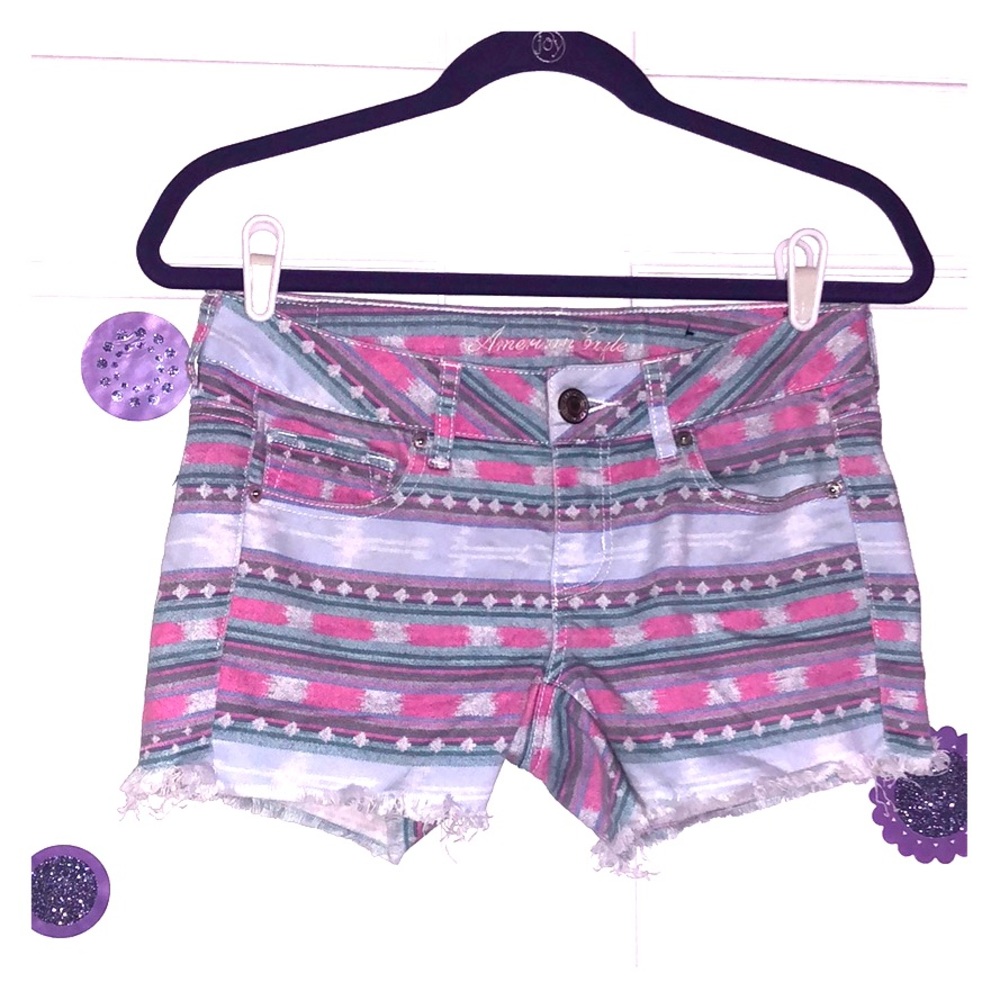 American Eagle Outfitters | Pastel Pattern Shorts